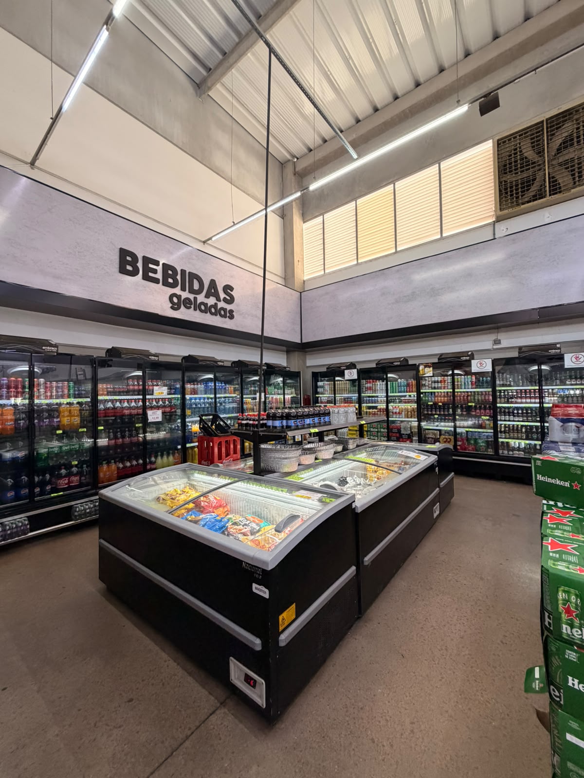 Setor de bebidas geladas do Morete